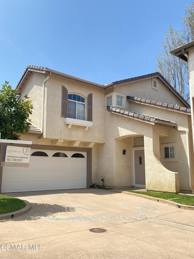 Building Photo - 9 Skyflower Ln