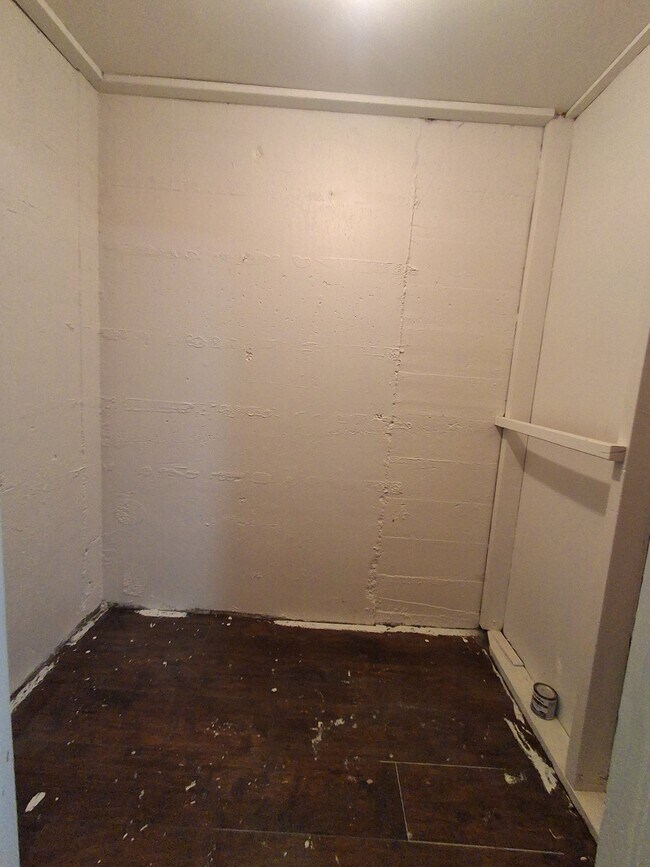 203 W Amherst Ct