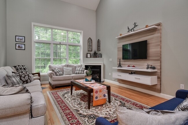 Photo - 41 Garett Way