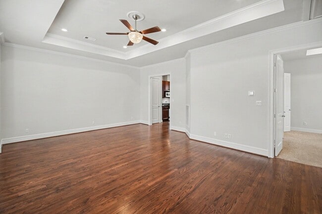 Photo - 1744 W 25th St