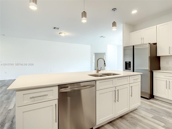 Photo - 14210 Luxo Ave