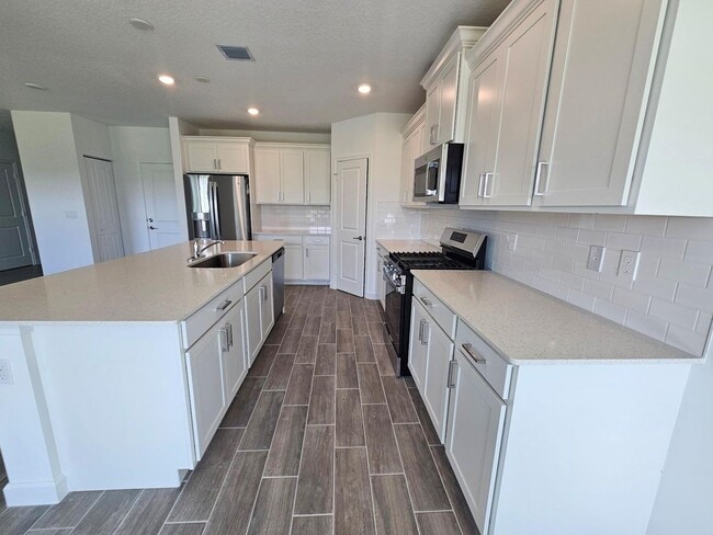 Photo - 19672 WHISPERING CREEK Rd