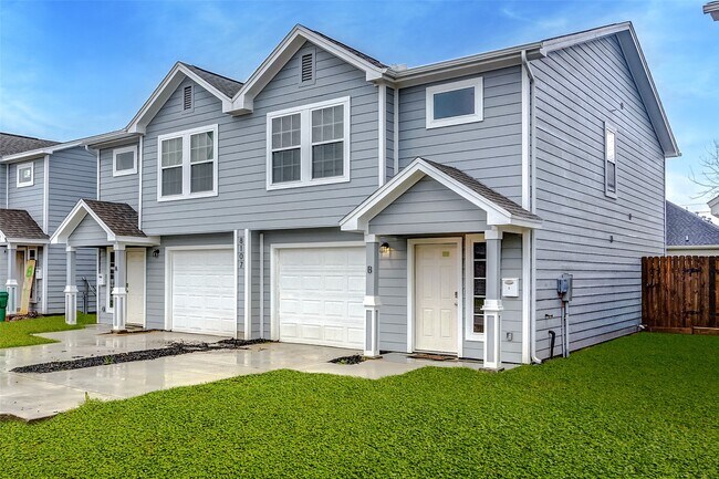 Building Photo - 8113 Corinth St