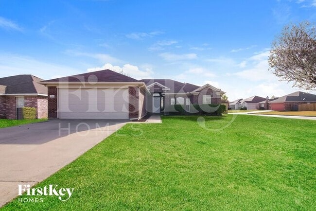 Photo - 1723 Ryanfeld Dr House