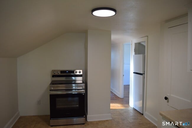 Photo - 48 Hillside Ave Unidad 2