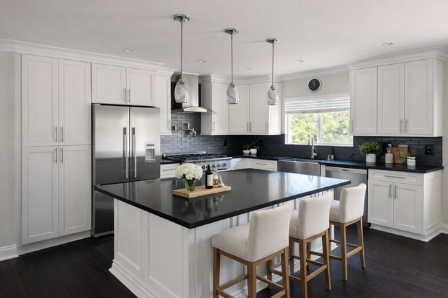 Photo - 19275 Cresthaven Ln