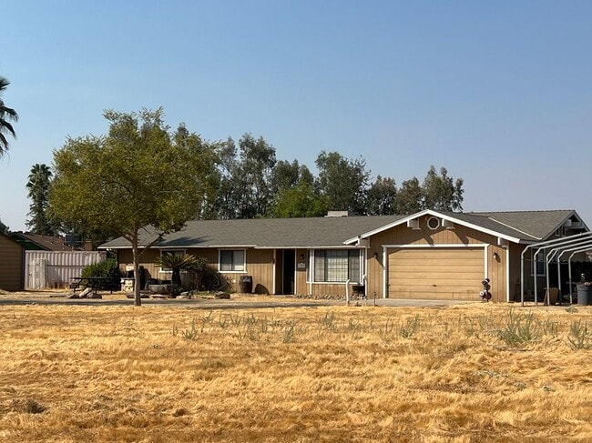 Photo - 17495 Melba Dr E