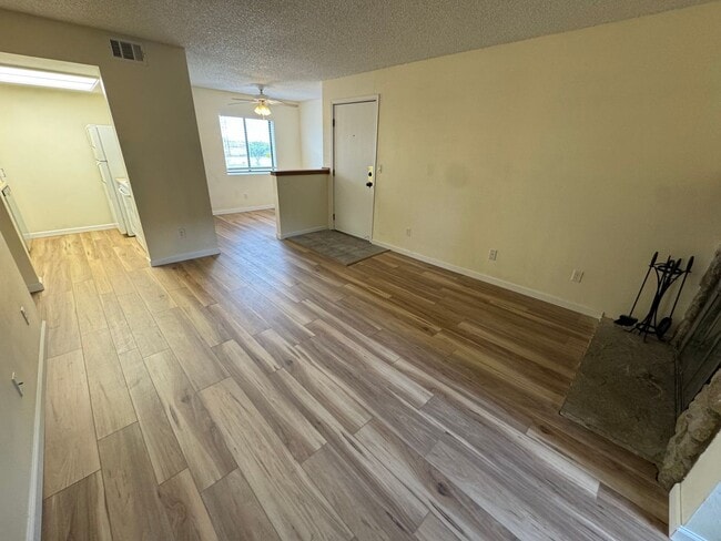 Photo - Centennial Lake Park Condo