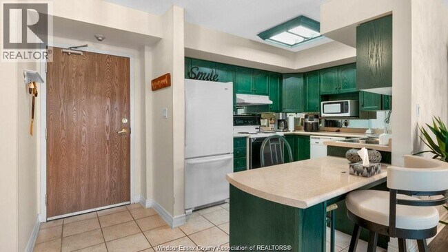 Photo - 1995 Normandy St Unit 315B