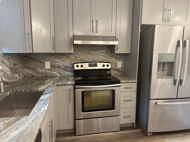 21915 Lake Forest Cir Unit 106