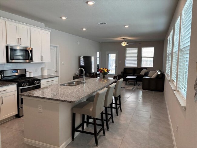 Photo - 6810 Pleasanton Pkwy