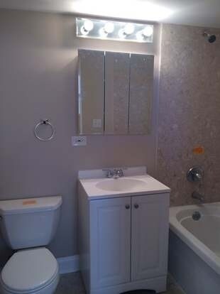 Photo - 2501 W Touhy Ave Unidad 307