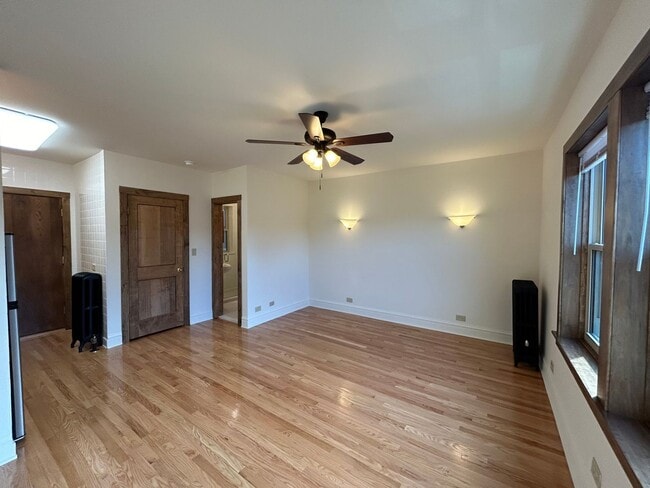 Photo - 2339 N. Geneva