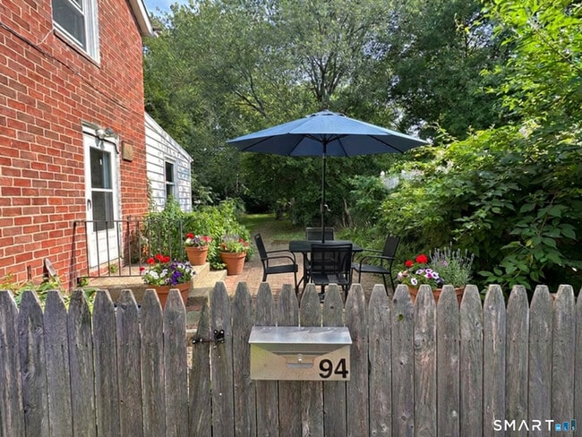 Photo - 94 Garden Dr