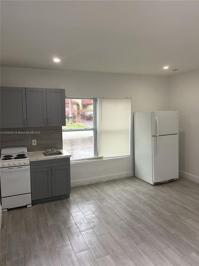 Building Photo - 9301 NW 4th Ave Unit 3 Rental
