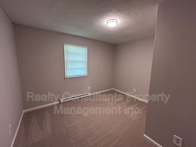 Photo - 115 Cox Ave