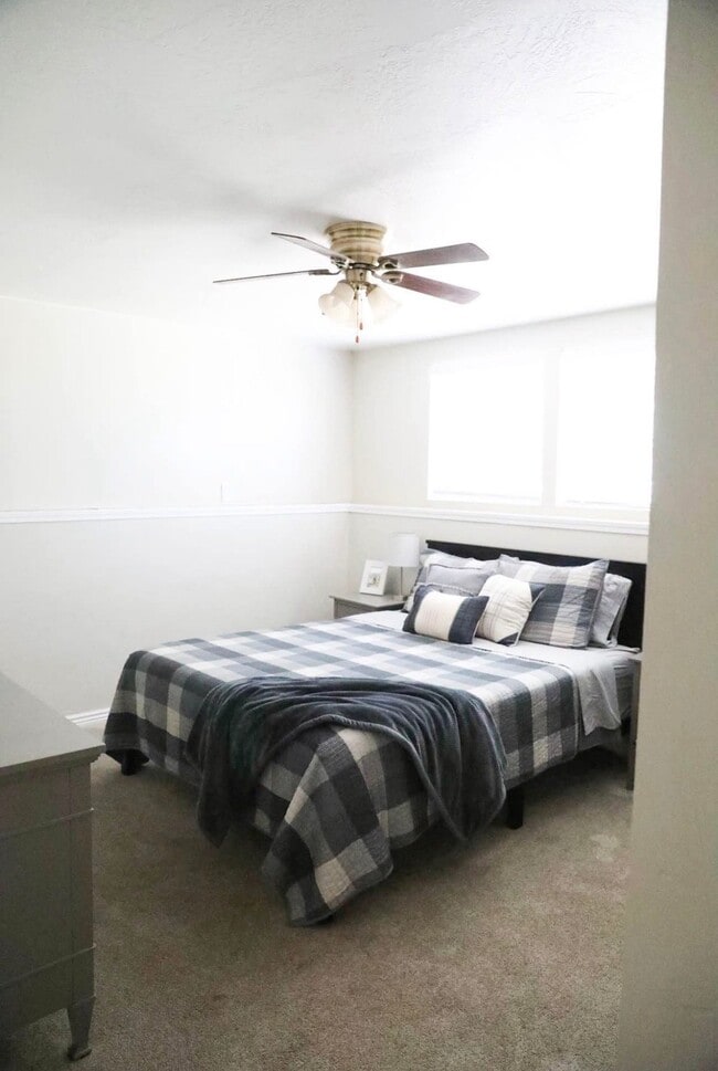 Building Photo - 1340 W 450 N