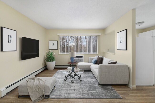East Bay Apartments