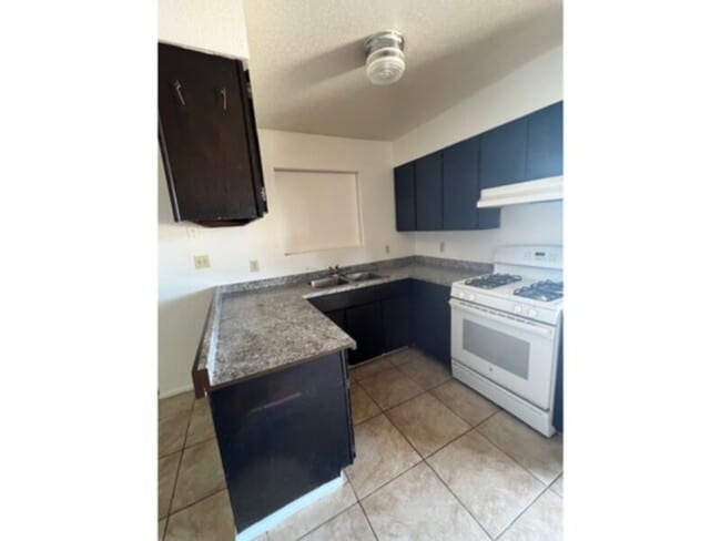 Photo - 3 bedroom, 2 bath, NO HOA