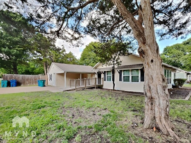 Photo - 208 Floyd St.