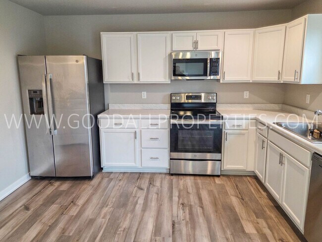 Photo - Beautiful Two-Story Home in the SE Polk School District – Available Now!