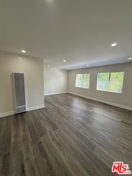 Building Photo - 1717 S Burlington Ave Unit 7 Rental