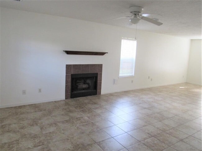 Photo - 18822 Timber Way Dr