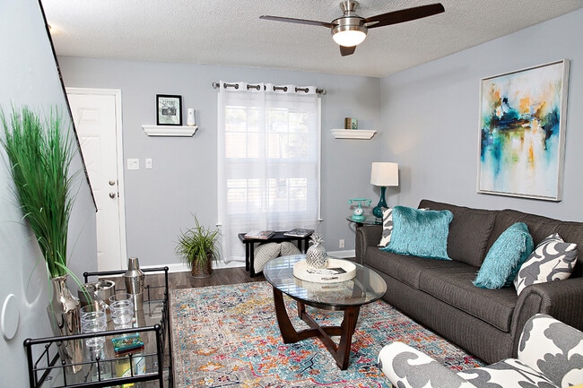 The Mews Apartments and Townhomes