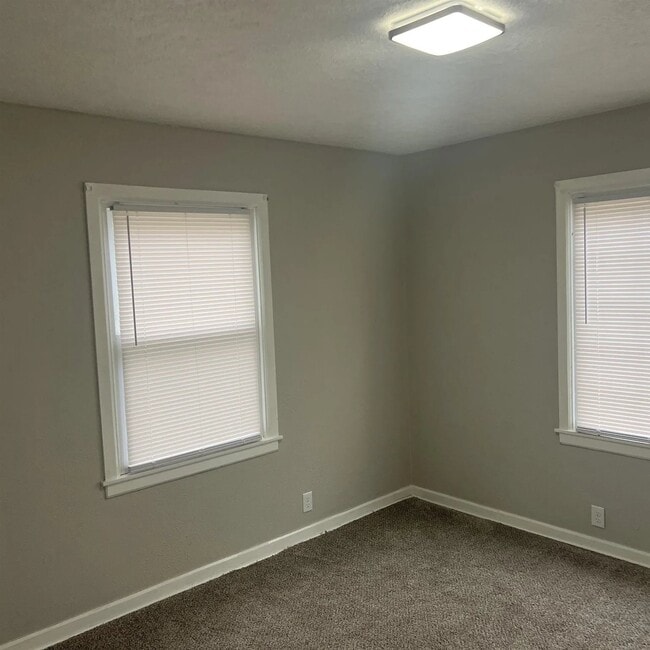 Photo - 1802 O Brien St