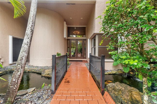 Photo - 10111 Vestal Ct