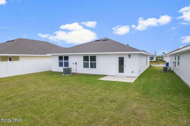 Photo - 6621 Slabinski Ln