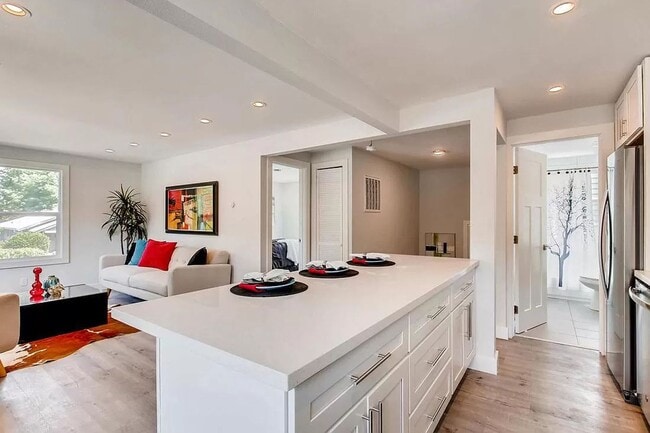 Photo - MLK Duplex Unit 1628