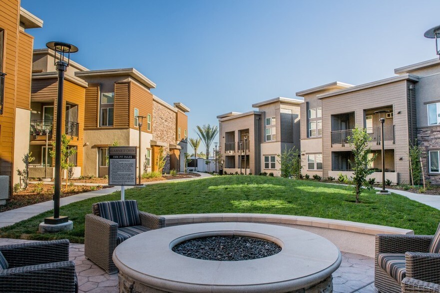 Creek Apartments For Rent in Rocklin, CA