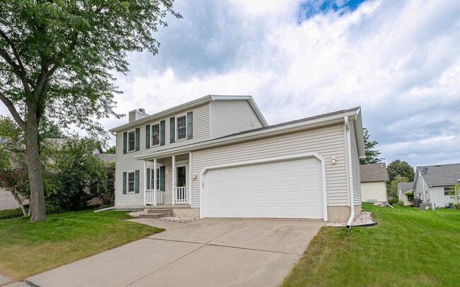 Photo - 878 Sky Ridge Dr