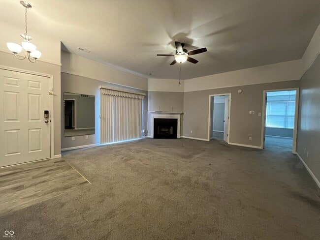 Photo - 6545 Aintree Pl