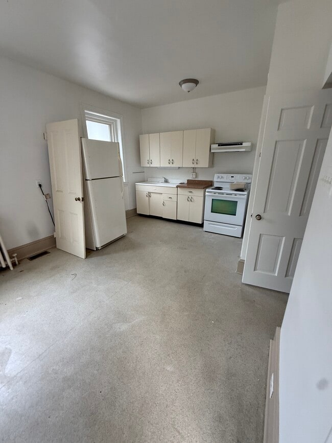 Photo - 115 E Oakland Ave Unit 115 E Oakland Avenue