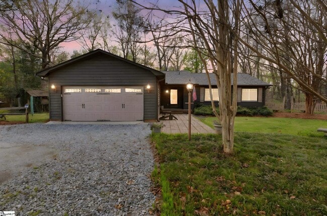 Photo - 4841 Jordan Rd