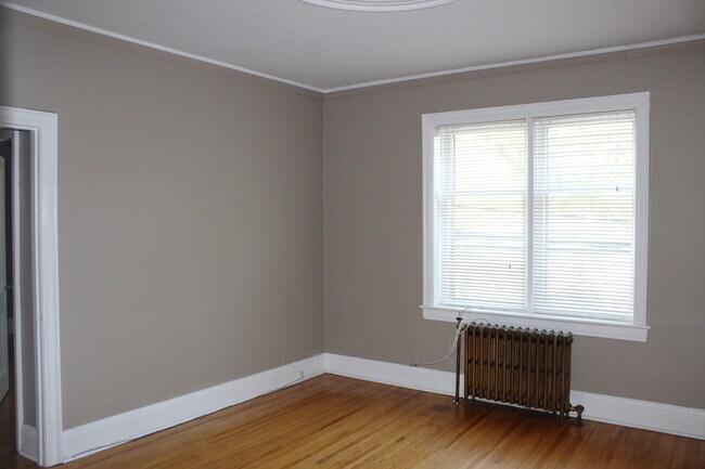 Photo - Kewanee Manor