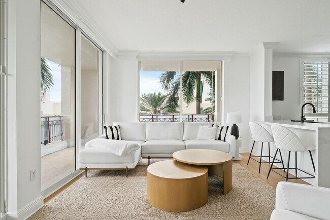 Photo - 550 Okeechobee Blvd Unit 322