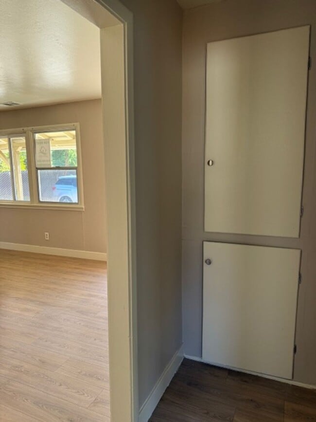 Photo - 2324 Edison Ave Unit Jil2343