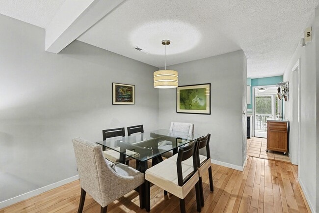 Photo - 1265 Marshview Dr