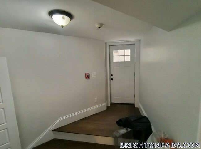 Photo - 29 Commonwealth Terrace Unit B