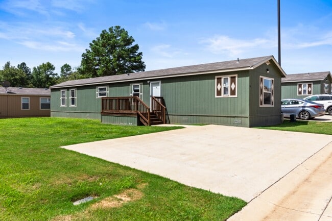 Photo - 2825 Primera Rd