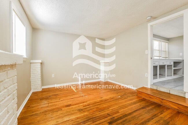 Photo - 400 W 50th St