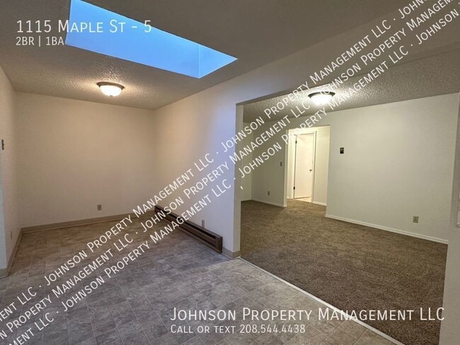 Photo - 1115 Maple St Unidad 5