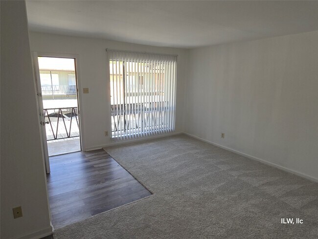 Photo - 8818 Ilona Ln Unidad 6