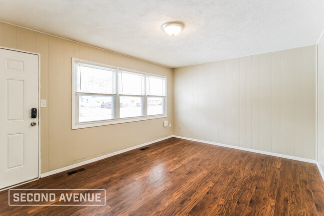 Photo - 2659 Niagara St