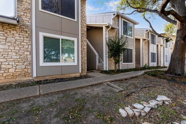 Photo - 1740 Timber Ridge Rd