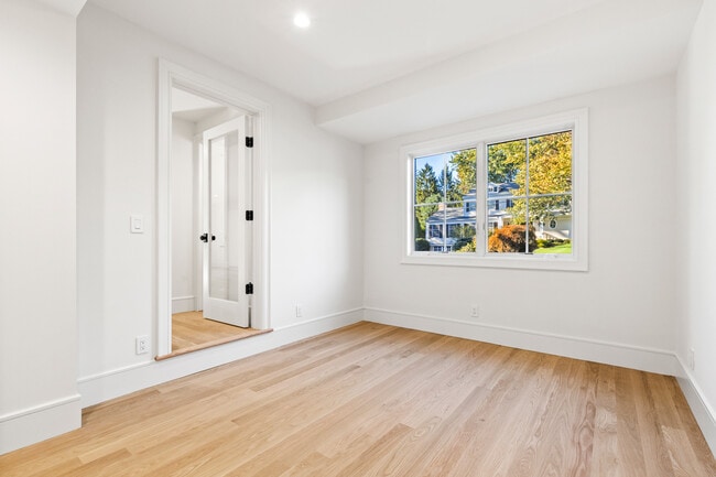 Photo - 19 Highland Park Pl