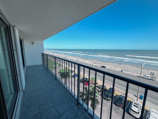 Photo - 7310 Seawall Blvd Unit 605